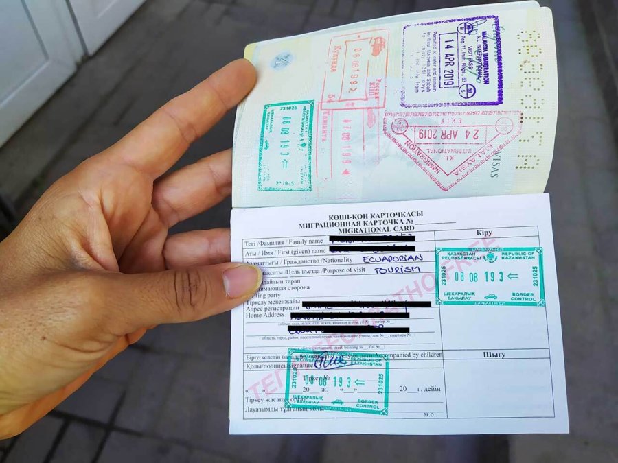 Los Ecuatorianos necesitamos visa para Kazajistán?