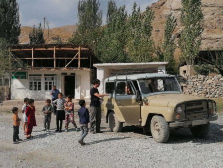 El jeep que nos llevaría de vuelta a Pankajent