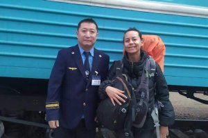 Cruzando fronteras: Desde Nukus en Uzbekistán a Aktau en Kazajistán.